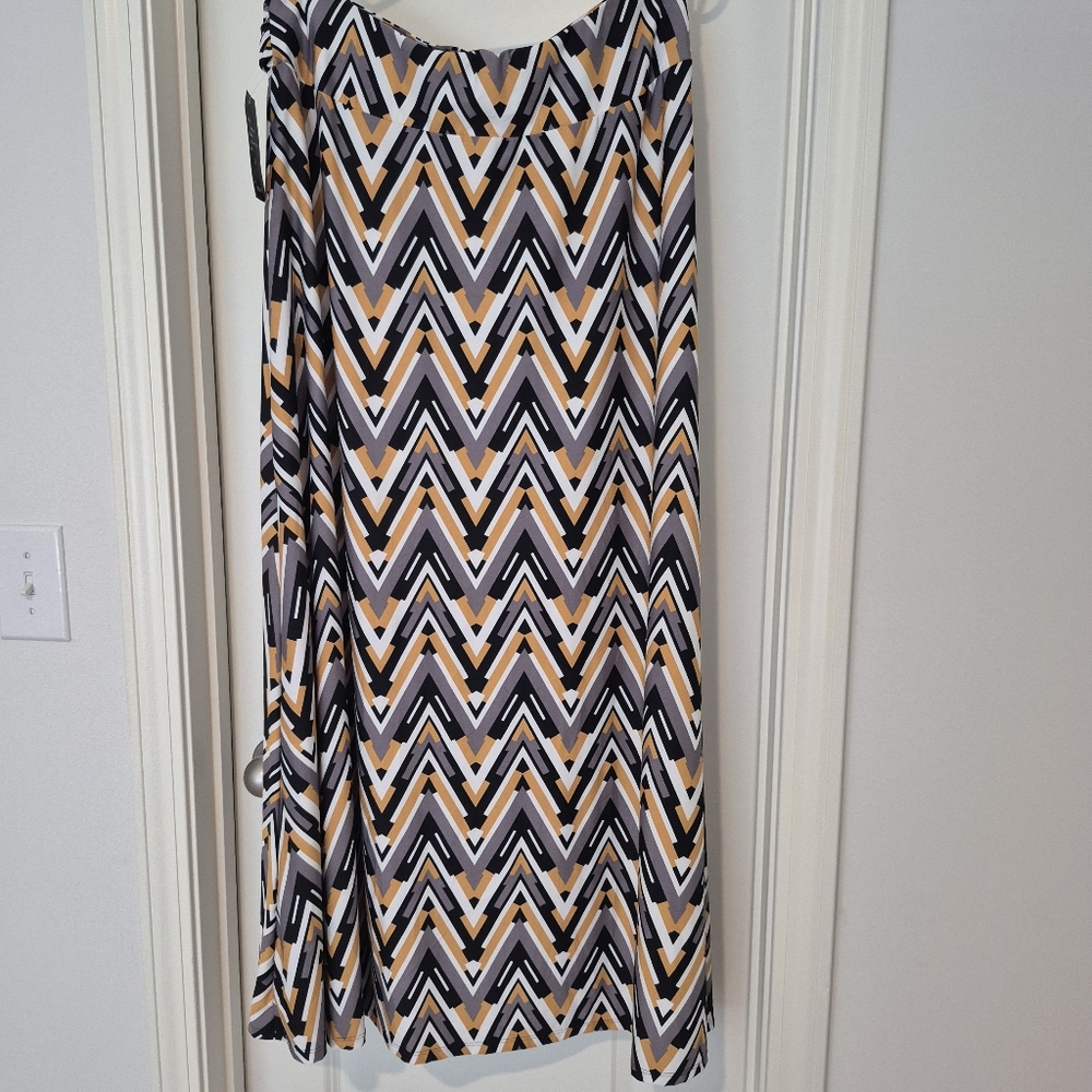 Robert Louis Large Gold Gray Flowy Skirt - Picture 4 of 8
